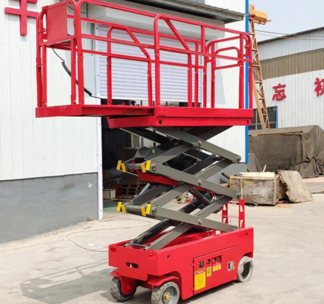 临高移动剪叉式升降机